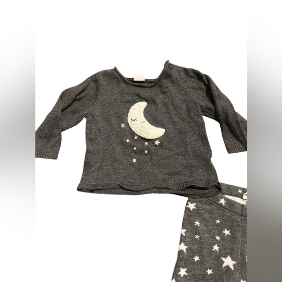 H&M stars and moon sweater set 4-6 months - Picture 2 of 6